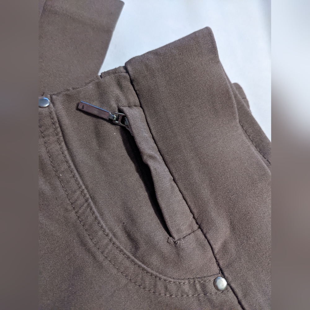 Brown Capri